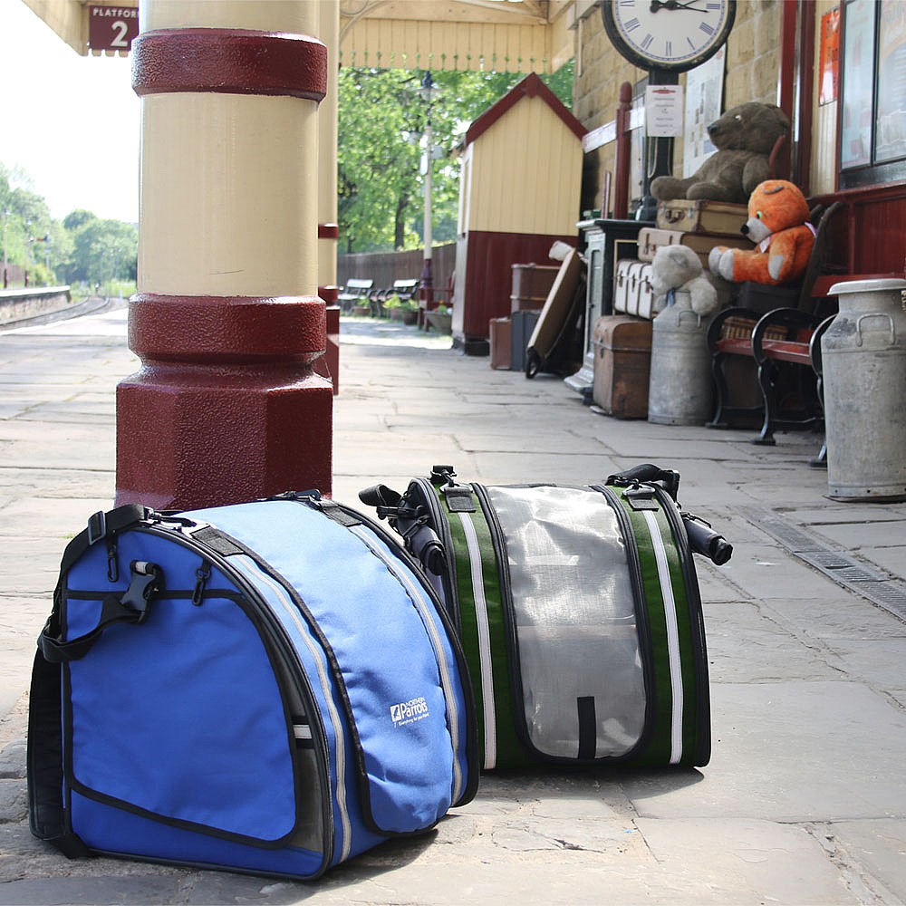 Parrot Backpack Carrier MG Hand Reared Birds